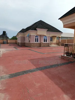 Furnished 3bdrm Bungalow in Residents Area Eleko for rent
