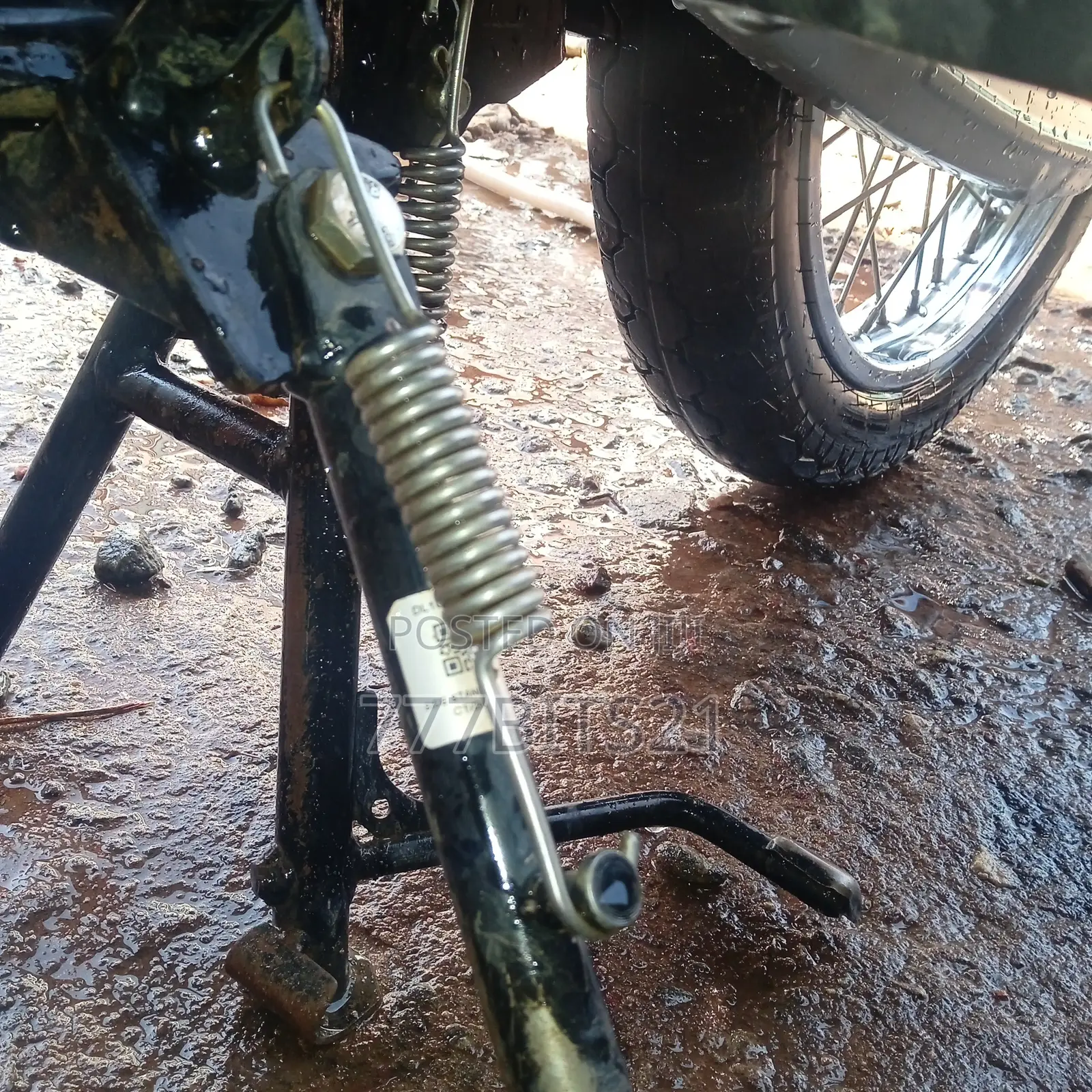 New Bajaj RE 2026 Red