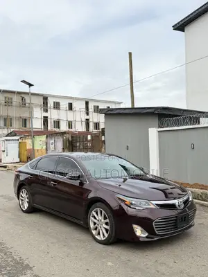 Toyota Avalon XLE Premium 4dr Sedan (3.5L 6cyl 6A) 2014 Burgundy