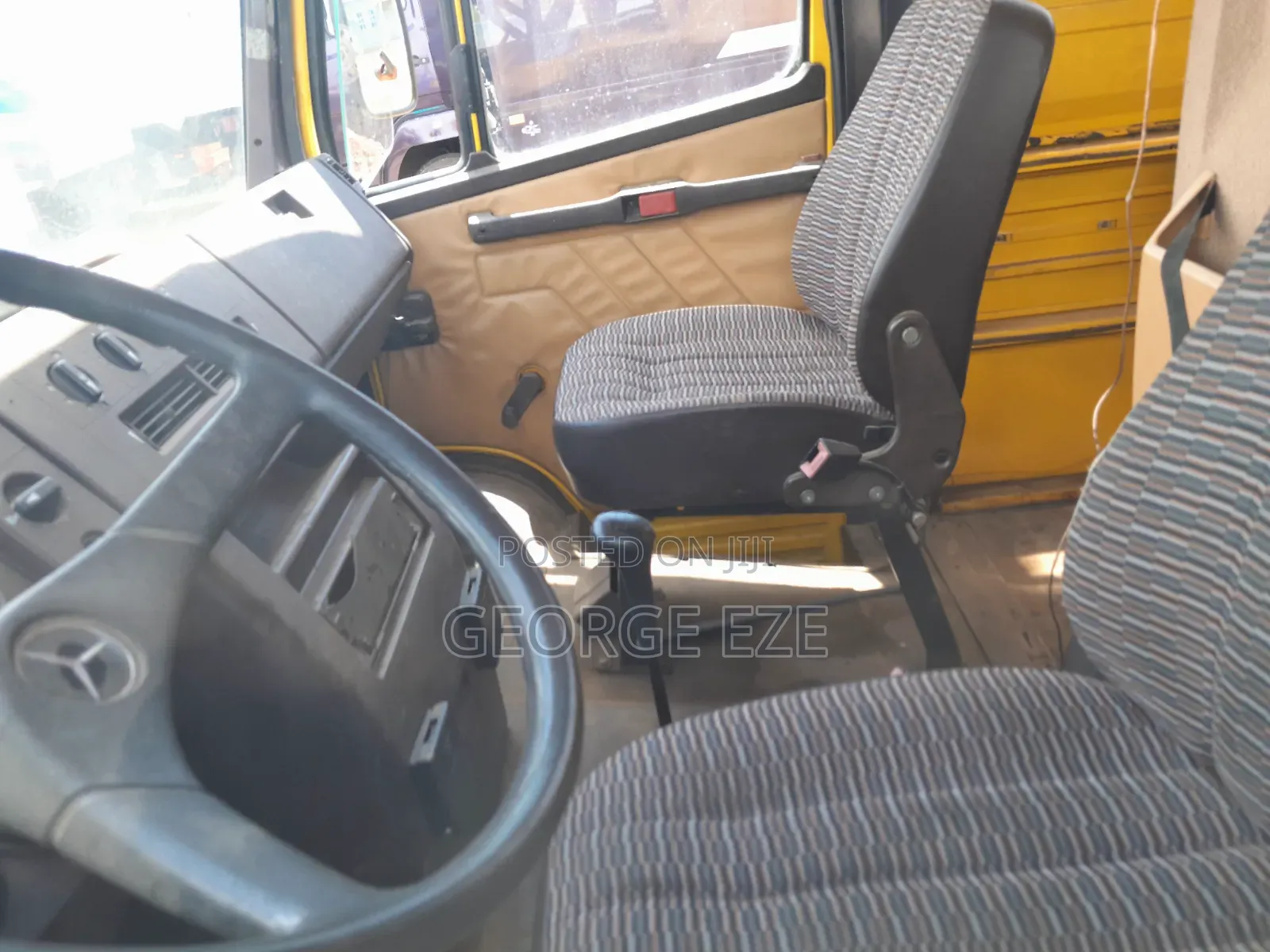 Mercedes-Benz T2 2008 Yellow