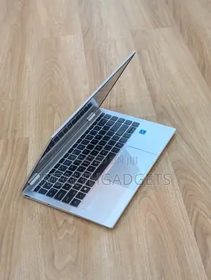 Laptop HP EliteBook 1040 G8 16GB Intel Core i5 SSD 256GB