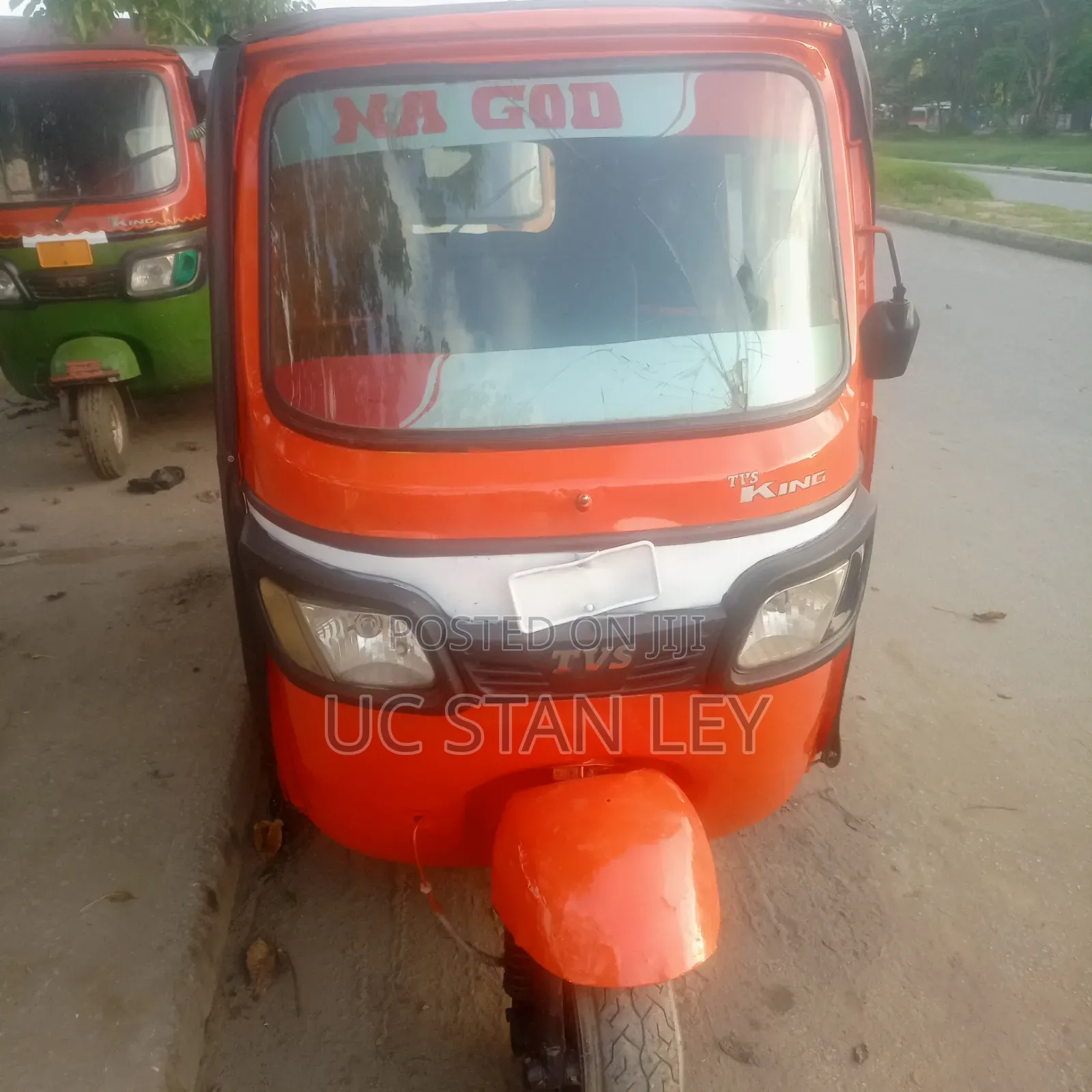 TVS King Cargo 2019 Orange