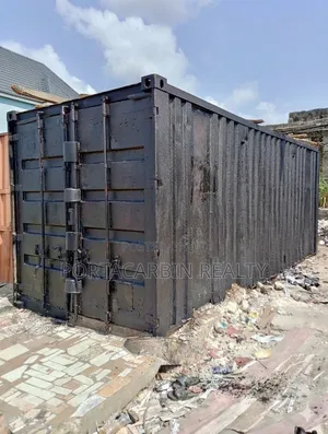 20 Feet Foreign Caravan Available for Sale.
