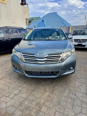 Toyota Venza AWD 2010 Green