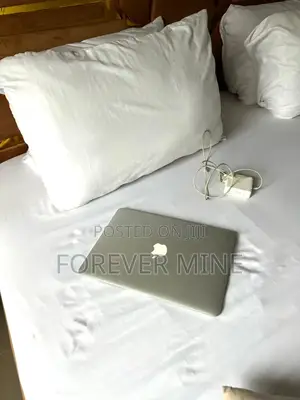 Laptop Apple MacBook Air 8GB Intel Core i5 SSD 500GB