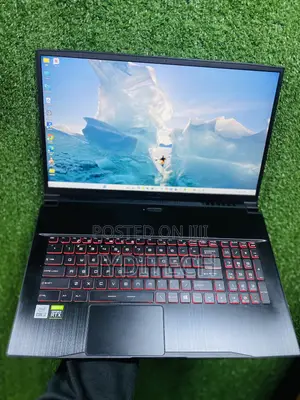 Laptop MSI MSI Sword 17 16GB Intel Core i7 SSD 512GB