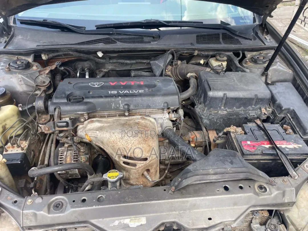 Toyota Camry 2004