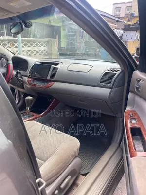 Toyota Camry 2004