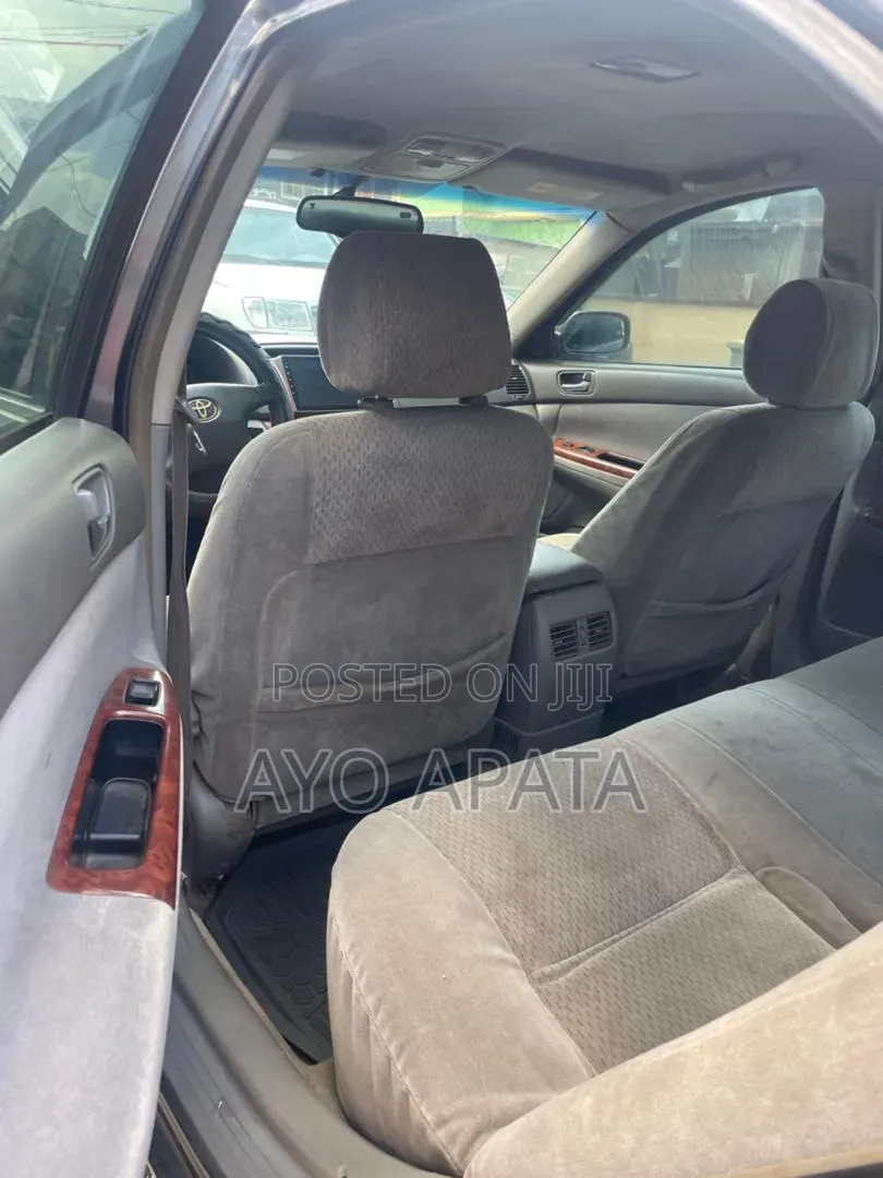 Toyota Camry 2004