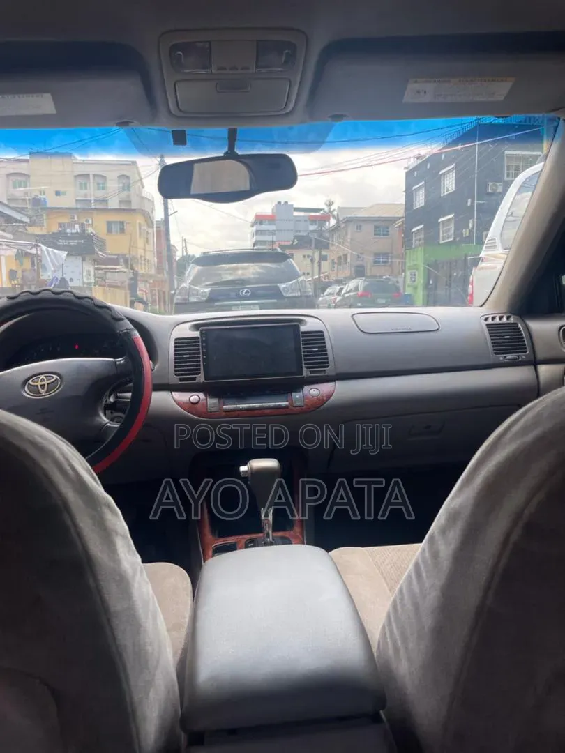 Toyota Camry 2004