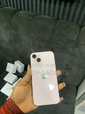 Apple iPhone 13 128 GB Pink
