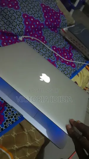Laptop Apple MacBook 2012 8GB Intel Core i7 SSD 256GB