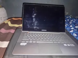 Laptop Samsung NP355E5X 8GB Intel Core i5 SSD 140GB