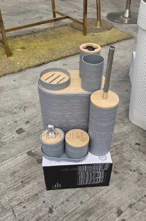 8 PCS Luxury Bamboo Plastic
