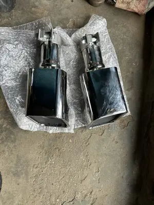 Exhaust Mouth Range Rover Sport 2012