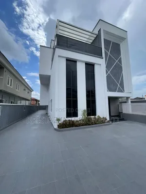 5bdrm Duplex in Lekki Phase 1 for sale