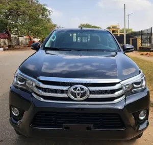 Toyota Hilux 2018 Black