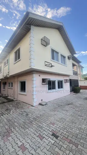 3bdrm Apartment in Ologolo for rent