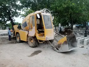 Self Loader Concrete Mixer Carmix 4.5m3 Rent/Hire
