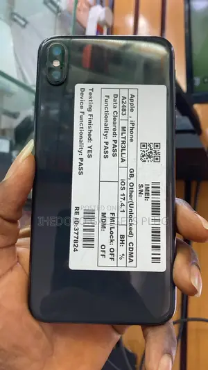 Apple iPhone XS Max 64 GB Black