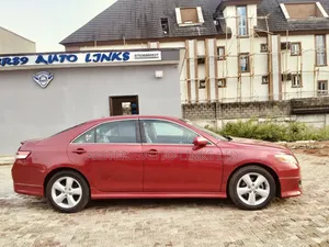 Toyota Camry SE 4dr Sedan (2.5L 4cyl 6AM) 2010 Red