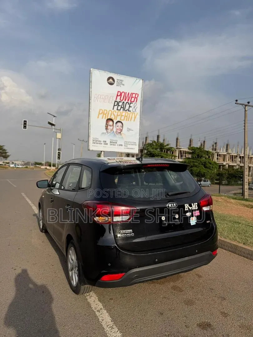 Kia Rondo 2017 Black