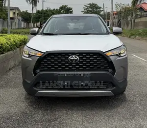 Toyota Corolla Cross LE 2025 Gray