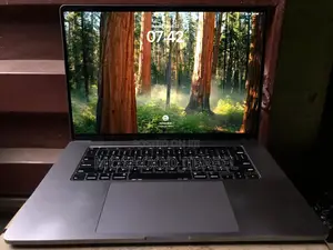 Laptop Apple MacBook Pro 2019 16GB Intel Core i7 SSD 512GB
