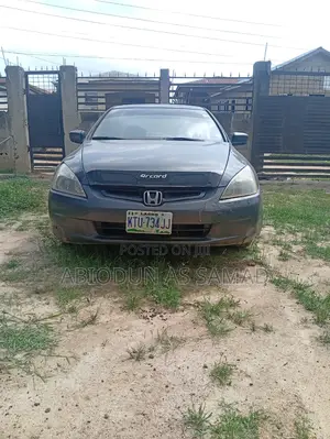 Honda Accord 2.0 Comfort Automatic 2005 Gray