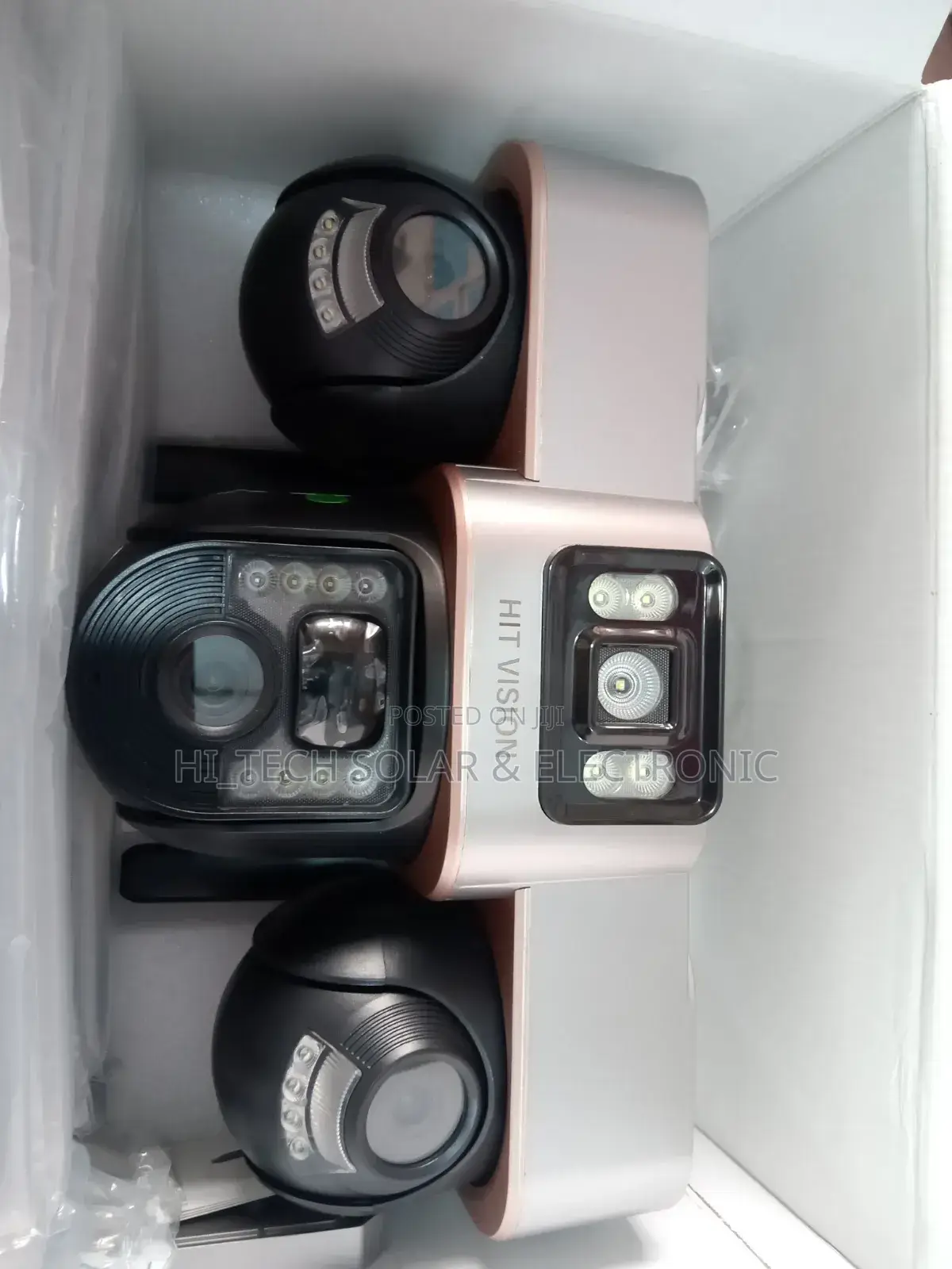 Triple Lens - Wireless - Solar CCTV Camera - All Lens Are Controllable