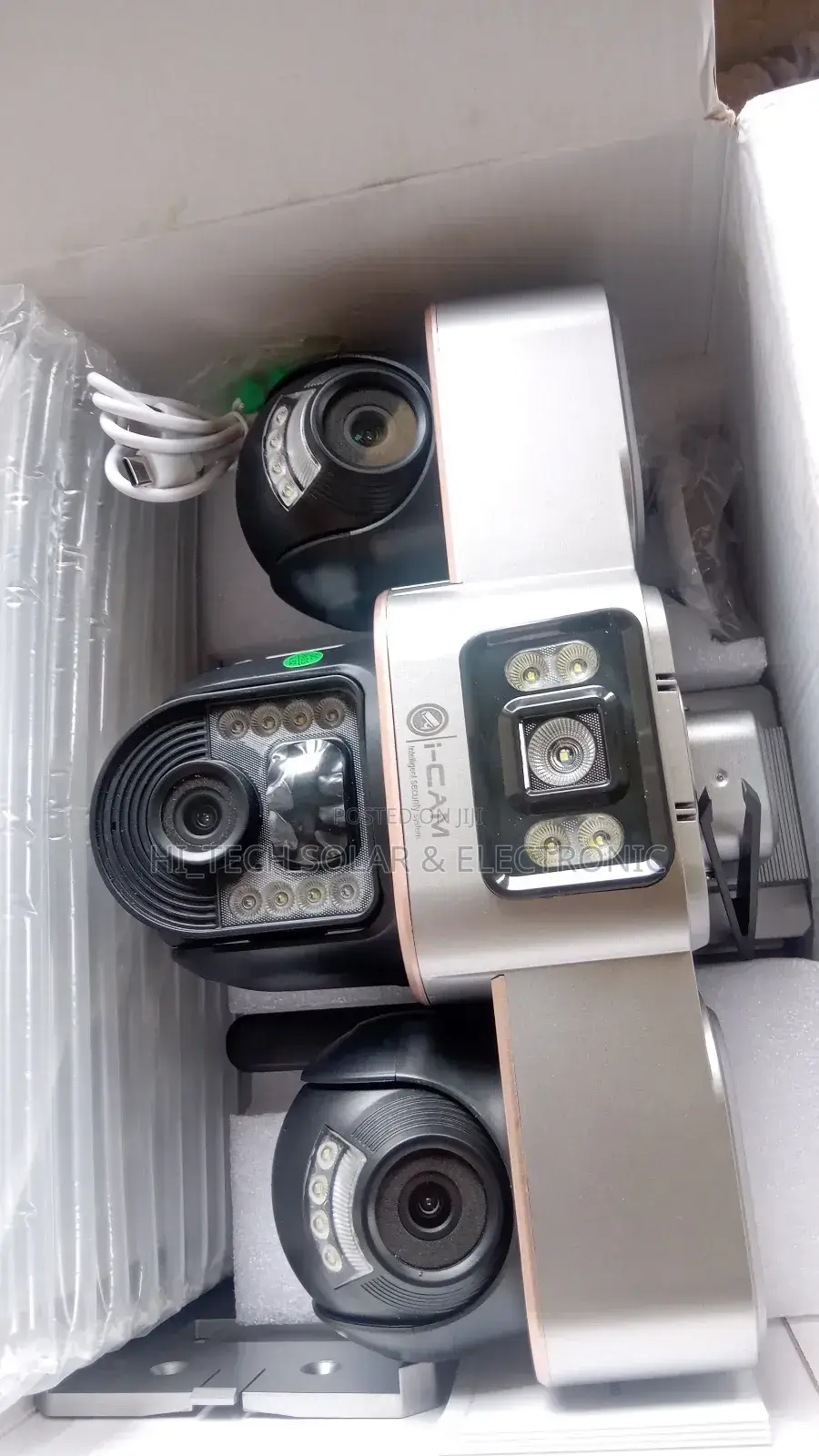 Triple Lens - Wireless - Solar CCTV Camera - All Lens Are Controllable