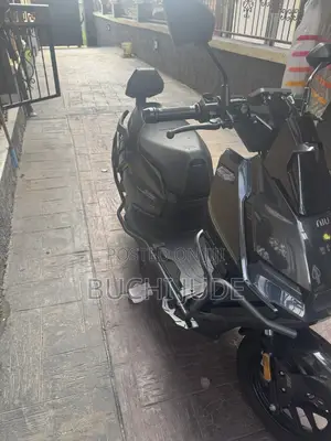Custom Built Motorcycles 2024 Black