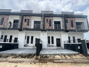 2bdrm Duplex in General Paint Estate for sale