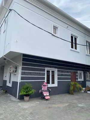 2bdrm Duplex in Ologolo Lekki Lagos for rent
