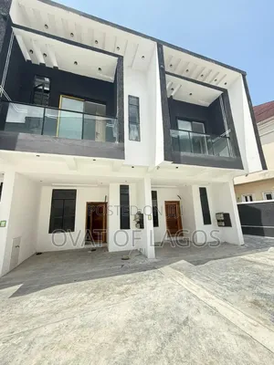 3bdrm Duplex in Chevron for sale