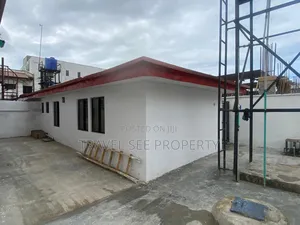 5bdrm Duplex in Private Estate Lekki for rent