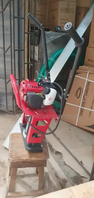 Concrete Vibrator Screed Ruler Gasoline Machine