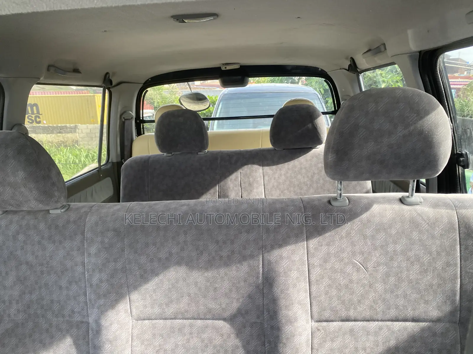 Toyota HiAce 2004 Grey