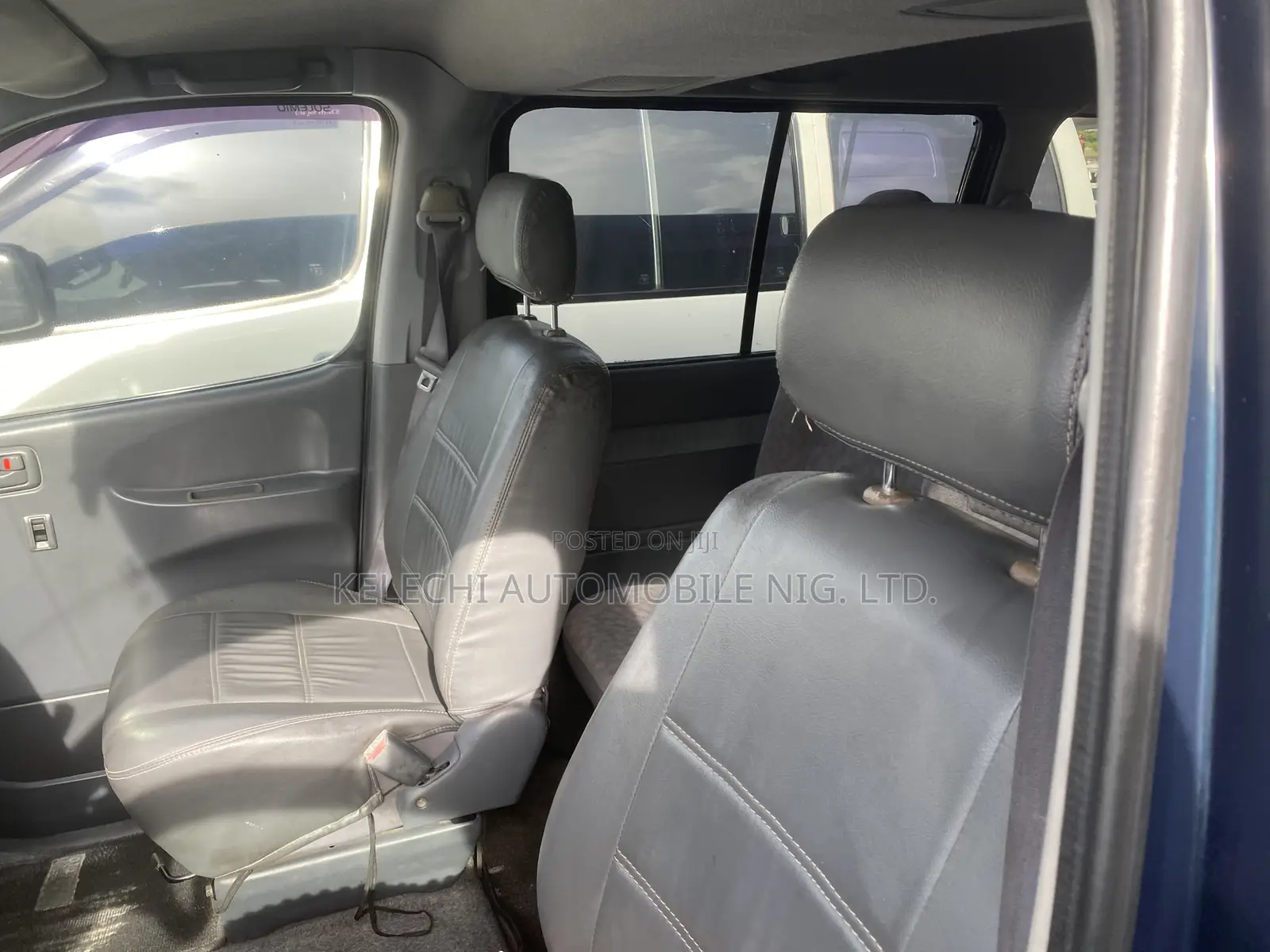 Toyota HiAce 2004 Grey