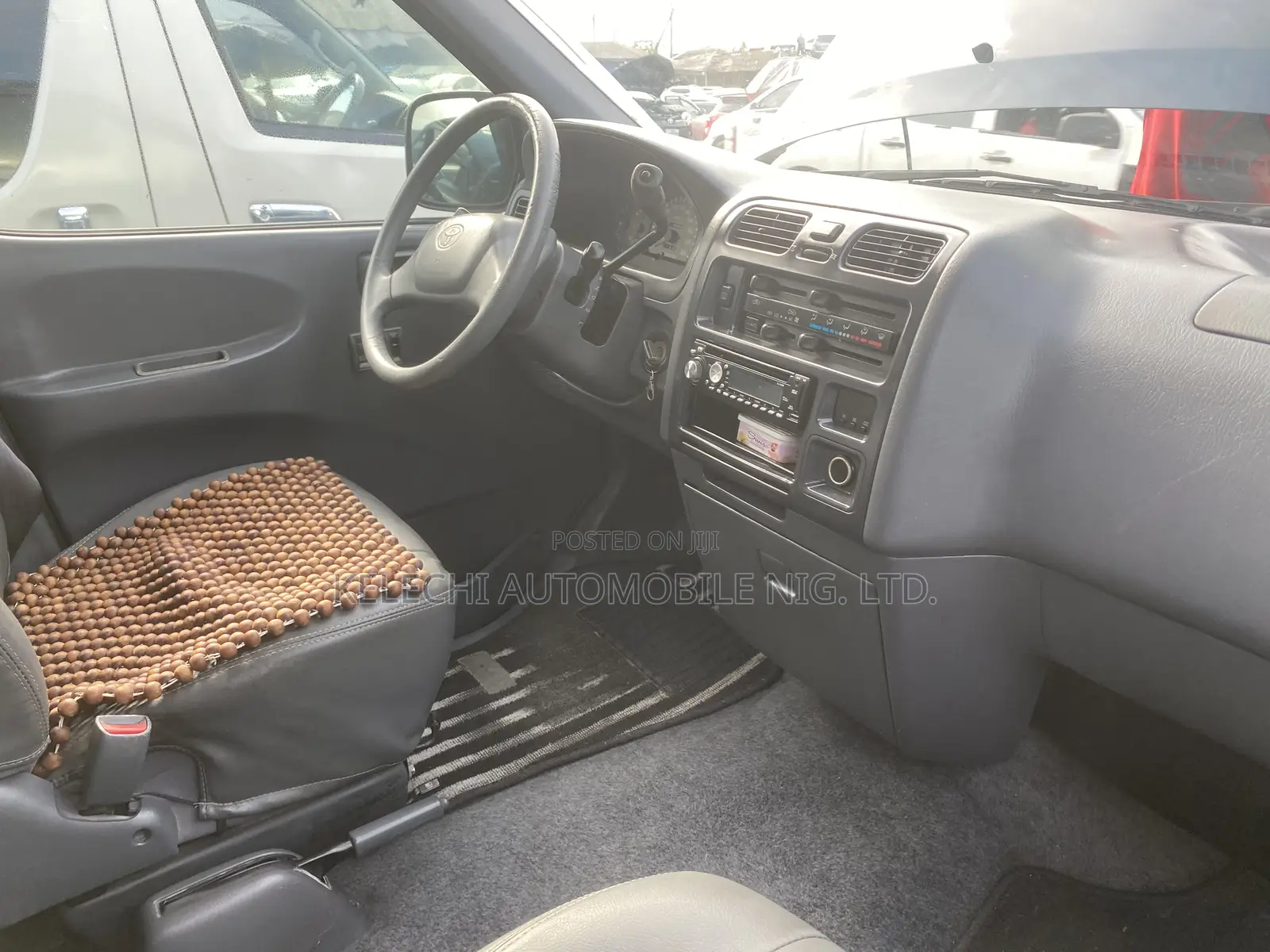 Toyota HiAce 2004 Grey