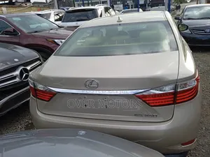 Lexus ES 2015 Gold