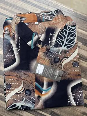 Emmy Wears