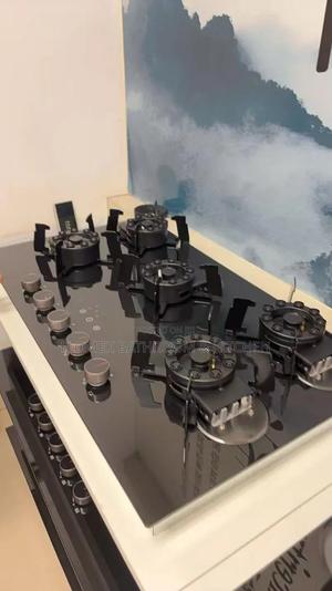 Premium 5-Burner Gas Hub Built-in Cooktop With Heavy Duty Pan Supports