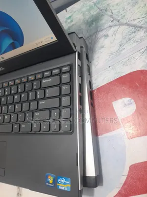 Laptop Dell Latitude 3330 4GB Intel Core i3 HDD 320GB