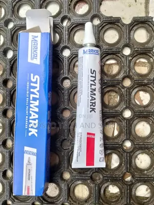 Sky Marker (Industrial Marking Spray Paint)