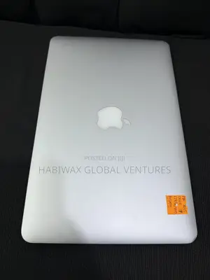 Laptop Apple MacBook Air 2015 8GB Intel Core i7 SSD 128GB