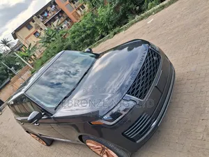 Land Rover Range Rover HSE SWB 2020 Gray