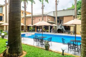 Luxury 2-Bedroom Duplex Apartment With Complimentary Breakfast