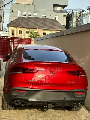 Mercedes-Benz GLE-Class 2020 Red