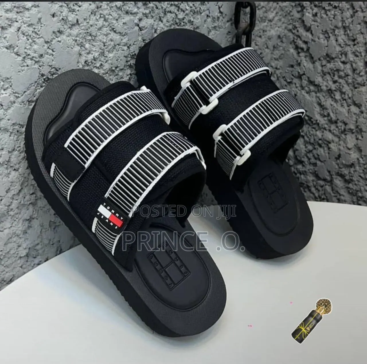Tommy Vibram Full Strap Slide
